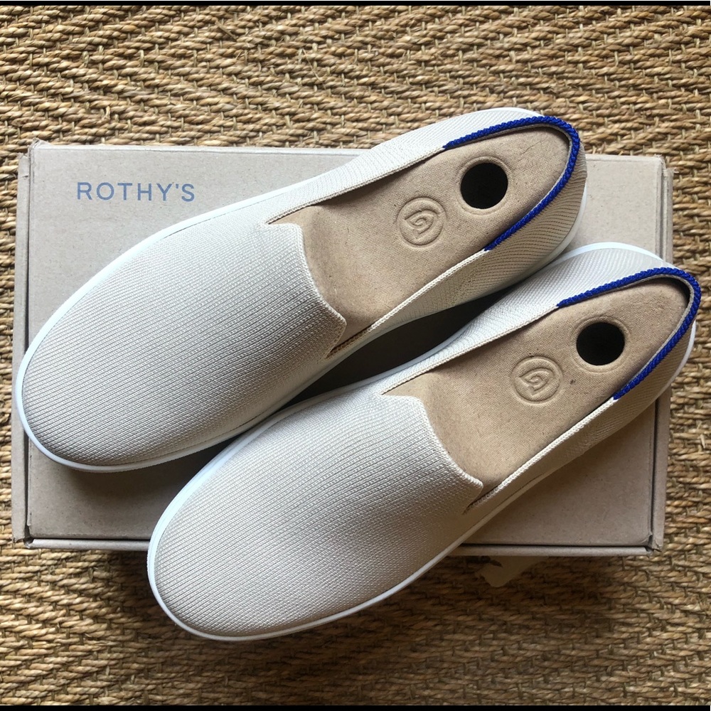 NIB Rothy’s Sneakers in Sand Sz. 6.5
